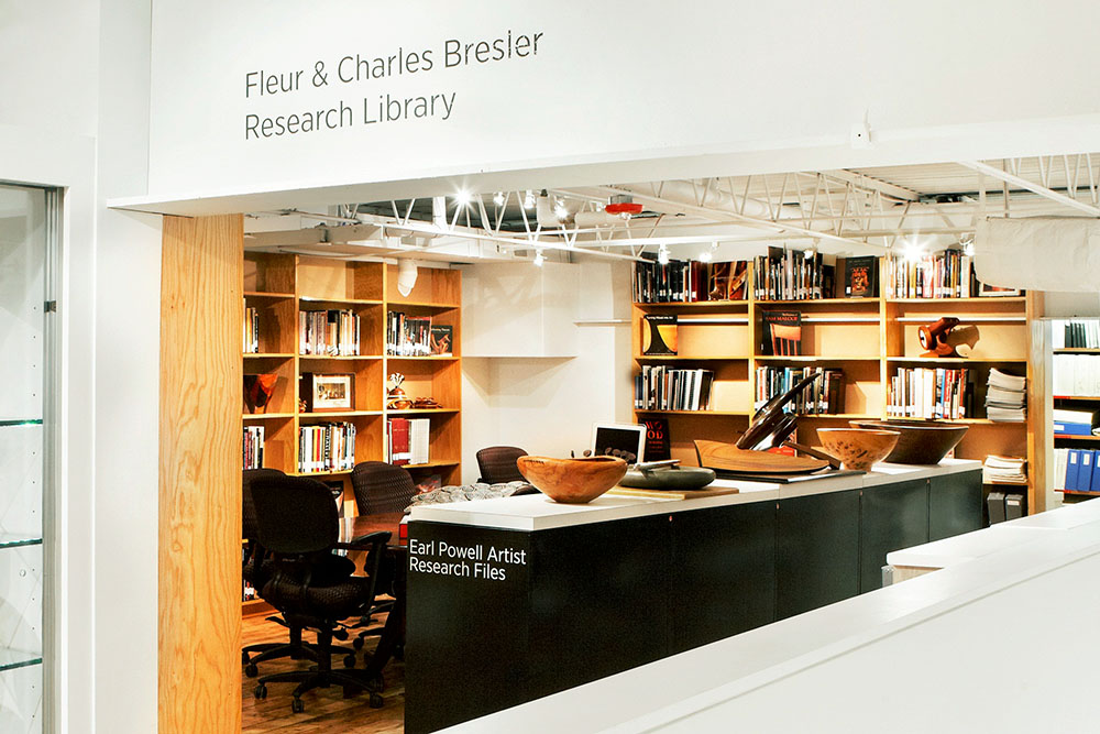 The Fleur & Charles Bresler Research Library The Center for Art in Wood Research Library